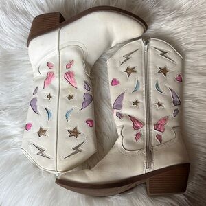 Steve Madden Girls White Western Leather Boots with Colorful Embroidery size 4